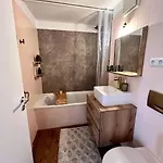 Bali Stylische Mit Terrasse