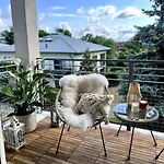Bali Stylische Mit Terrasse アパート シェーネフェルト