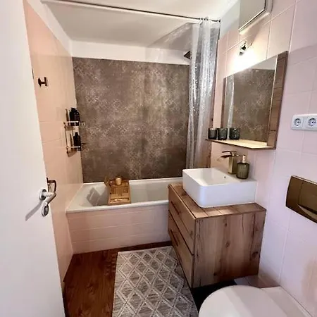 Bali Stylische Mit Terrasse