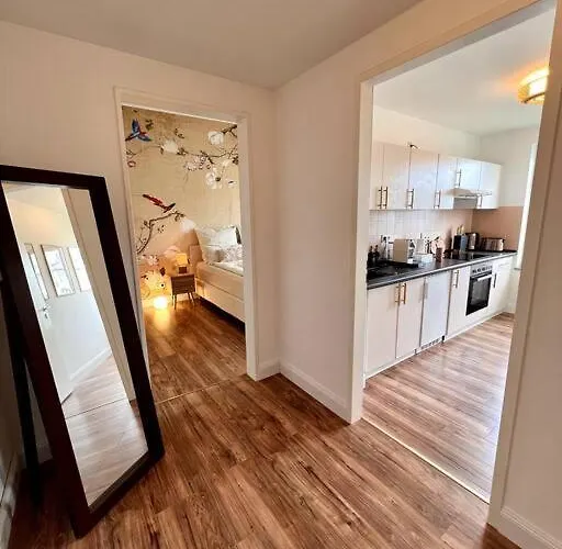 아파트 Bali Stylische Mit Terrasse