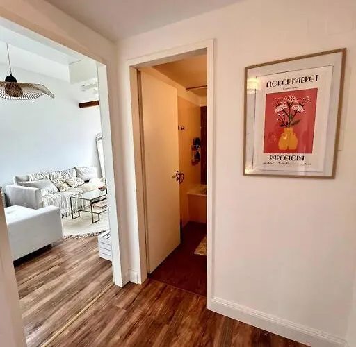 Bali Stylische Mit Terrasse 아파트 *